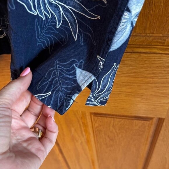 Men's Izod Golf Silk Blue Floral Short Sleeve Button-Up Shirt L Resort Cruise - Picture 5 of 5